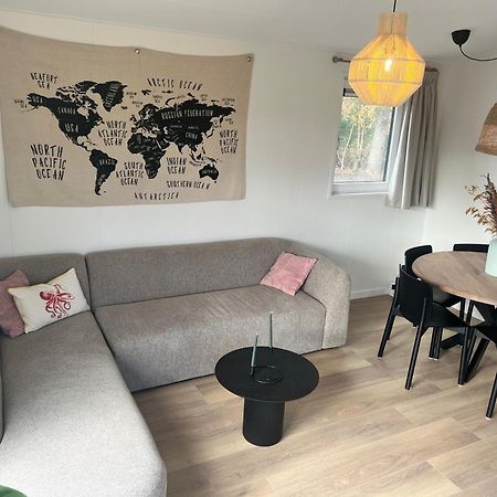 Vakantiehuisje Zeegeluk Vlakbij De Kust Sint Maartensvlotbrug エクステリア 写真