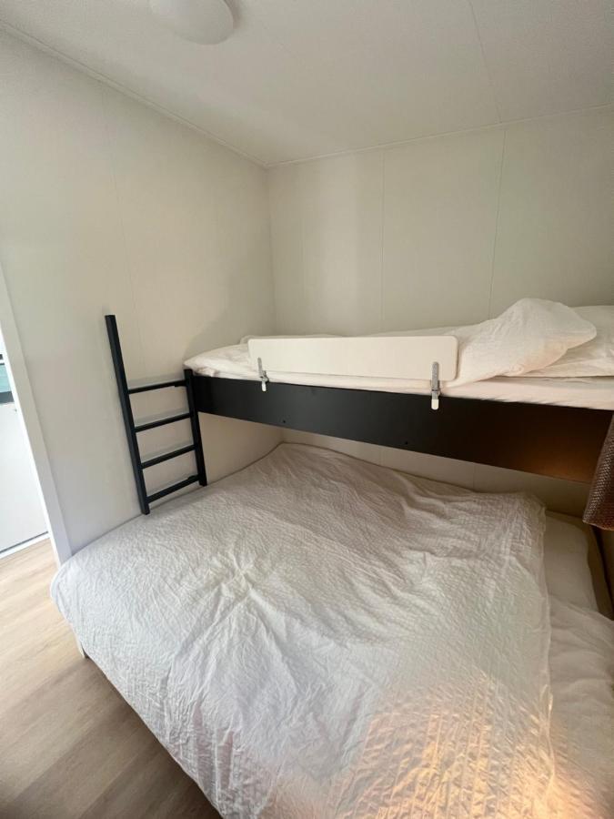 Vakantiehuisje Zeegeluk Vlakbij De Kust Sint Maartensvlotbrug エクステリア 写真