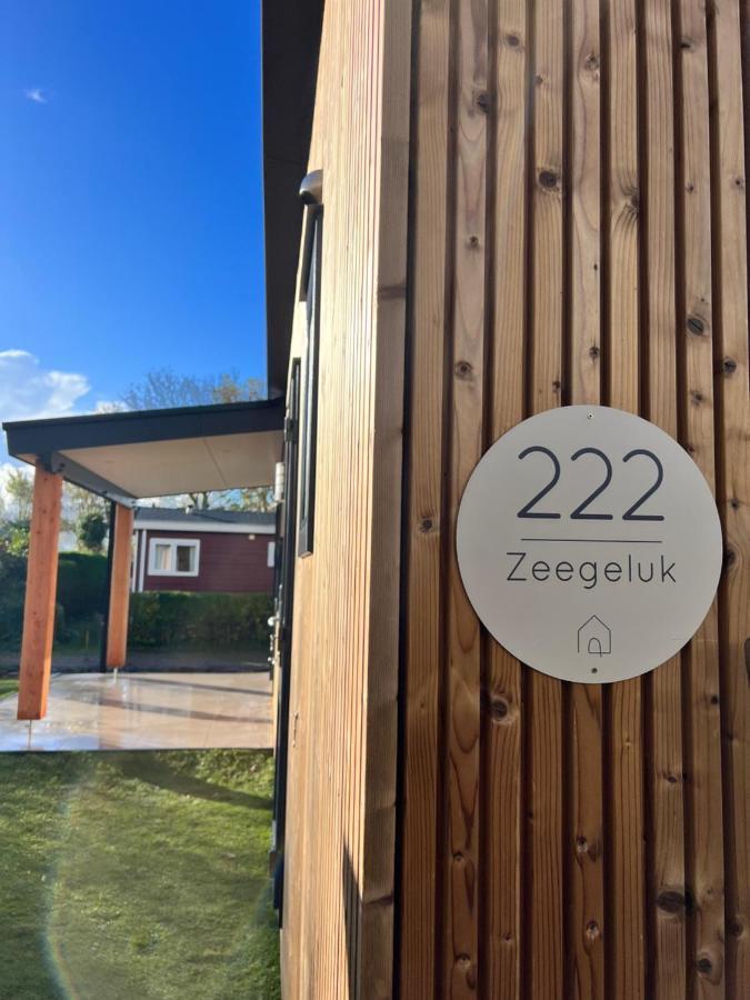 Vakantiehuisje Zeegeluk Vlakbij De Kust Sint Maartensvlotbrug エクステリア 写真